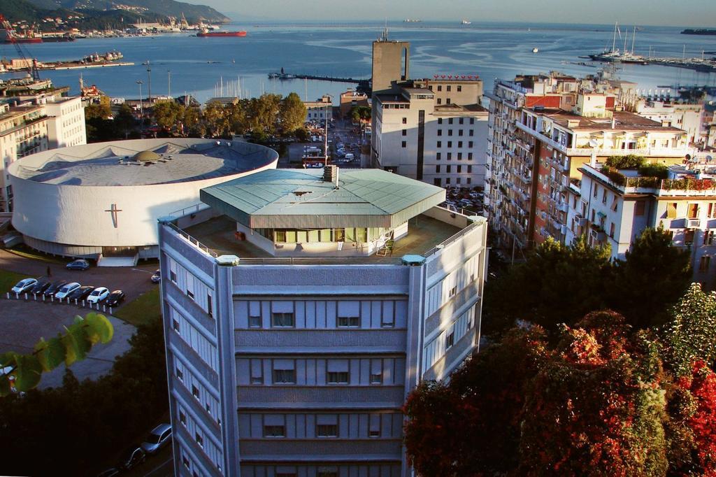 Hh Il Gabbiano Hotel La Spezia Luaran gambar