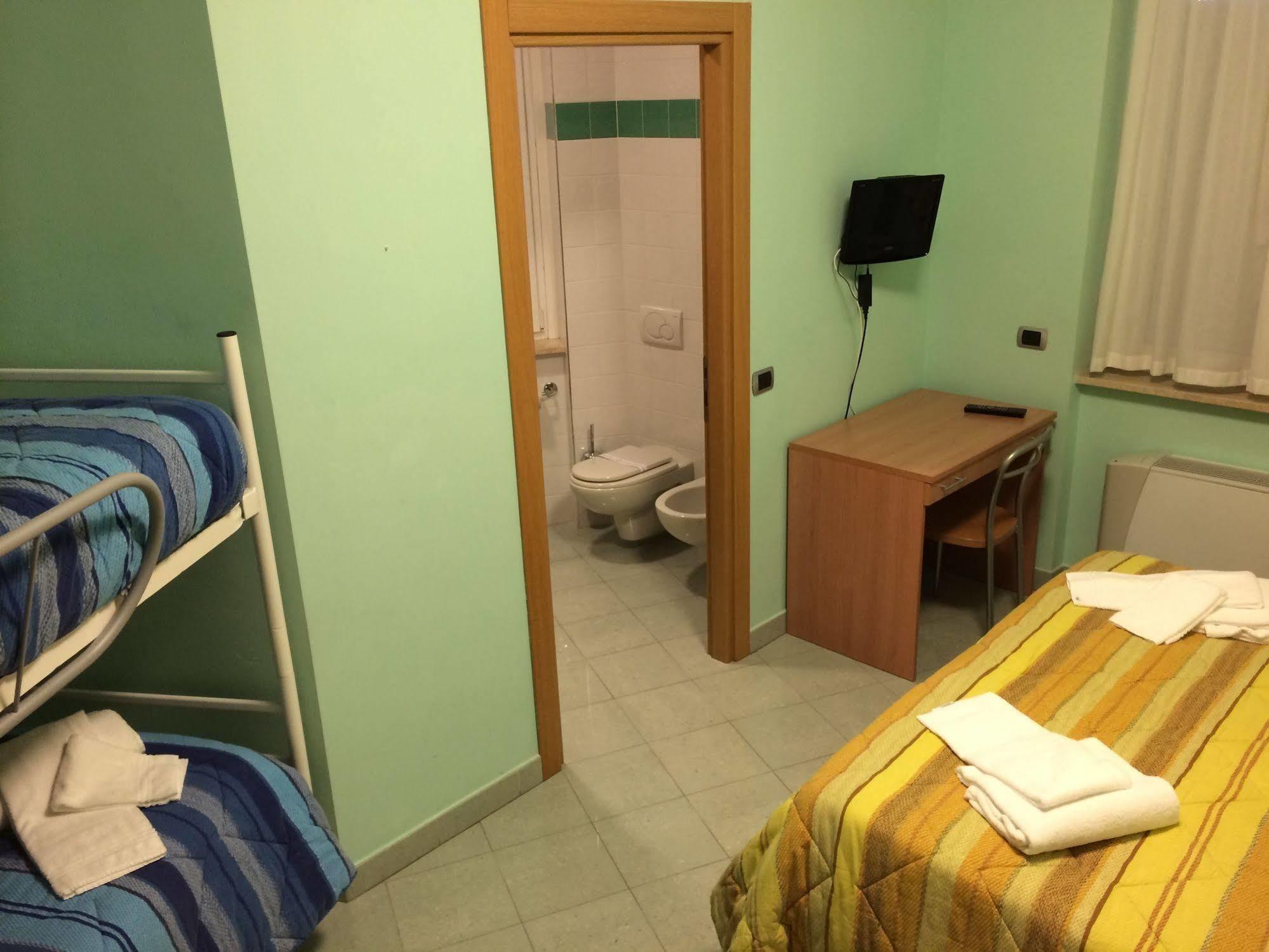 Hh Il Gabbiano Hotel La Spezia Luaran gambar