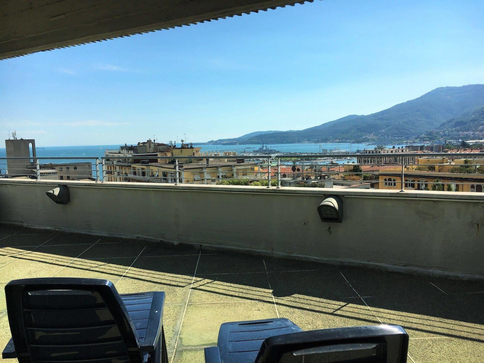 Hh Il Gabbiano Hotel La Spezia Luaran gambar