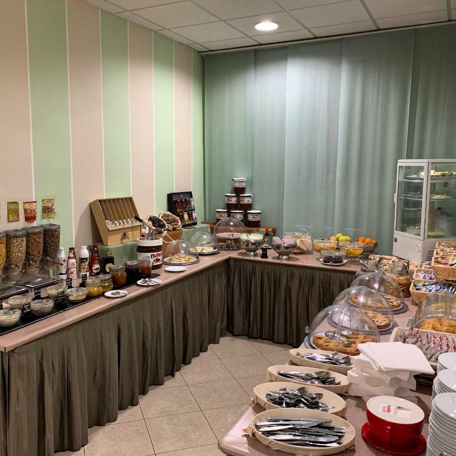 Hh Il Gabbiano Hotel La Spezia Luaran gambar